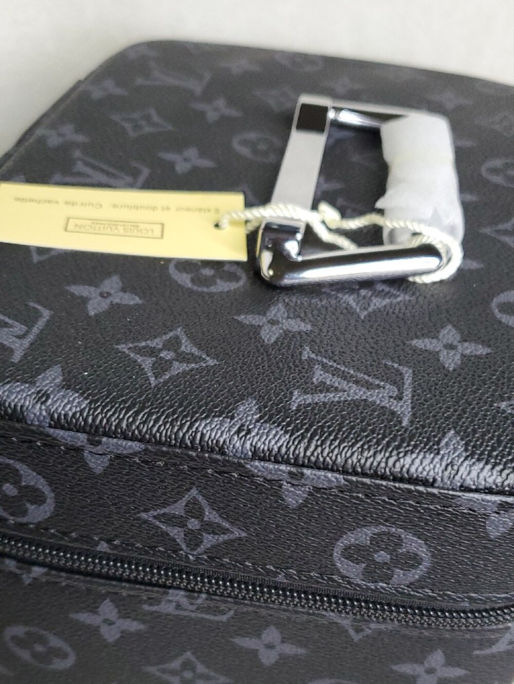 Lv Black Monogram Toiletry Case - Picture 4 of 11